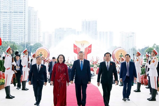 Tổng Bí thư dự khai mạc Đại hội Thi đua yêu nước toàn quốc lần thứ XI