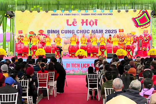 Nhiều hoạt động sôi nổi tại lễ hội đình Cung Chúc năm 2025