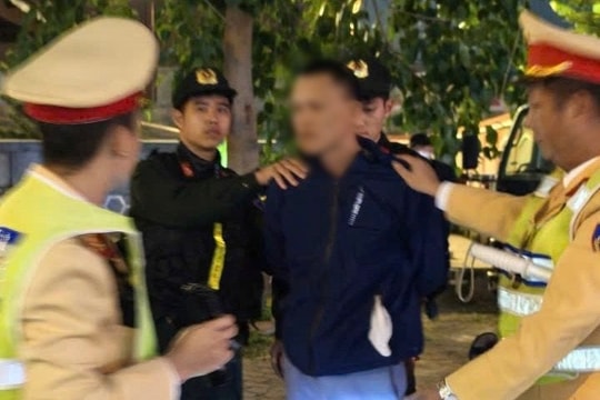 Bắt giữ các đối tượng tàng trữ ma túy và hơn 80kg pháo