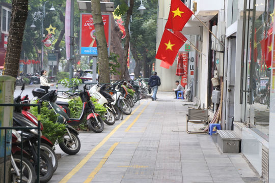 Hà Nội: Đường thông, hè thoáng trên các phố trung tâm