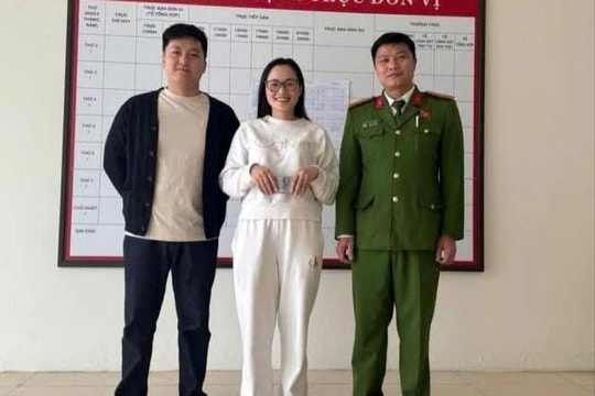 Bất ngờ nhận lại gần 40 triệu đồng bỏ quên tại cây ATM