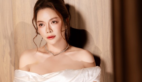 Lý Nhã Kỳ mời dàn nghệ sĩ đếm ngược đón năm mới tại Đồng Nai