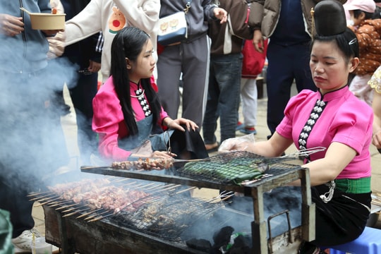 Khám phá Chợ phiên vùng cao tại Làng Văn hóa - Du lịch các dân tộc Việt Nam