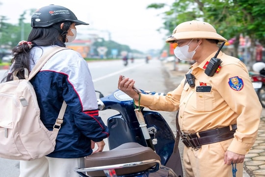 Nghệ An xử lý hơn 1.200 trường hợp vi phạm giao thông dịp Tết Dương lịch