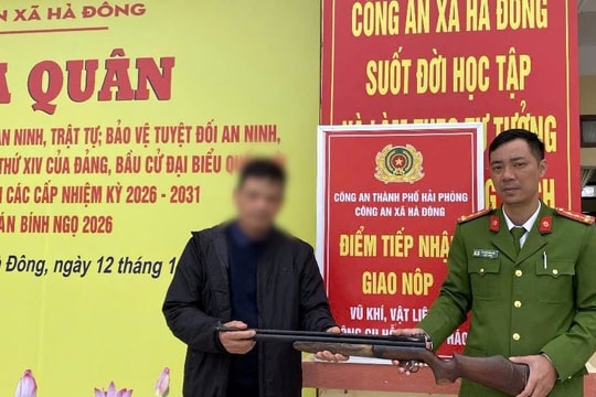 Hải Phòng: Vận động công dân giao nộp nhiều súng, pháo nổ