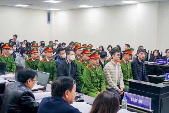 Hàng loạt bị cáo trong đường dây sản xuất sữa giả hầu tòa