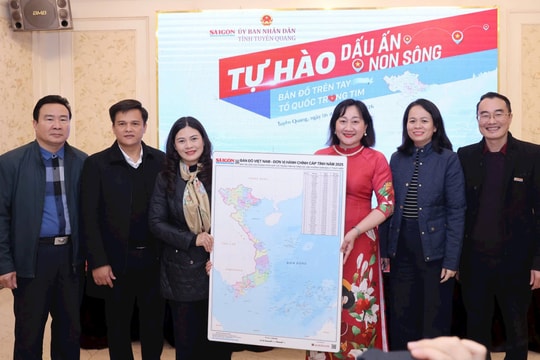 Chương trình "Bản đồ trên tay - Tổ quốc trong tim" của Báo Sài Gòn giải phóng đến với tỉnh Tuyên Quang