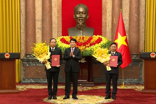 Trao quyết định bổ nhiệm 2 Phó Chánh án Tòa án nhân dân tối cao