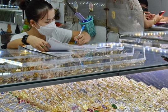 Giá vàng hôm nay (7/1): Tăng tiếp hơn nửa triệu đồng mỗi lượng