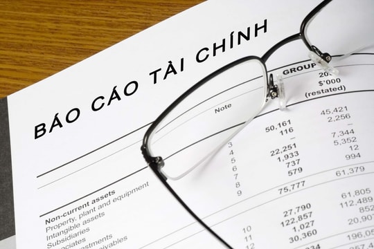 Đơn vị cấp trên có phải hợp nhất báo cáo tài chính của đơn vị đã sáp nhập?