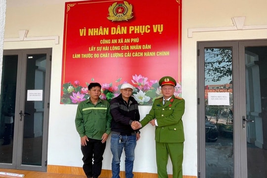 Công an xã An Phú giúp nạn nhân bị lừa môi giới việc làm trở về gia đình