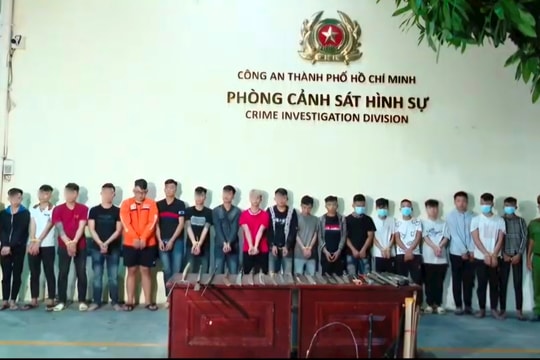 19 đối tượng mang hung khí hỗn chiến trên đường phố