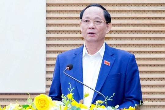 Phó Chủ tịch Quốc hội Trần Quang Phương kiểm tra công tác chuẩn bị bầu cử tại Nghệ An