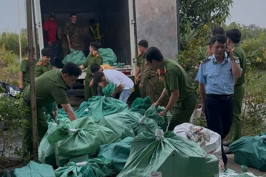 Tạm giữ hơn 4 tấn mỹ phẩm không rõ nguồn gốc