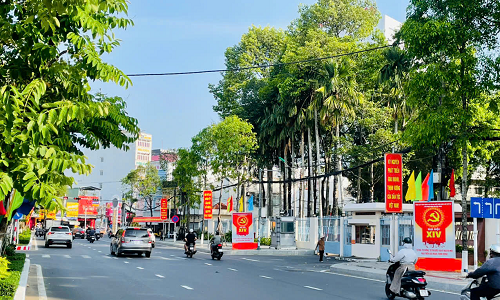 Cần Thơ rực rỡ cờ hoa chào mừng Đại hội đại biểu toàn quốc lần thứ XIV của Đảng