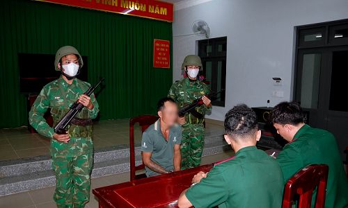 BĐBP Cần Thơ liên tiếp bắt giữ 2 vụ tàng trữ, sử dụng trái phép chất ma túy