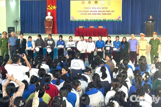 Gia Lai: TAND Khu vực 13 phối hợp tổ chức phiên tòa giả định ở trường học