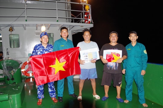 Bám biển giữ chủ quyền, lập thành tích chào mừng Đại hội XIV của Đảng