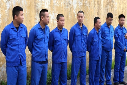 Triệt phá đường dây cá độ bóng đá 1.200 tỷ đồng trên không gian mạng