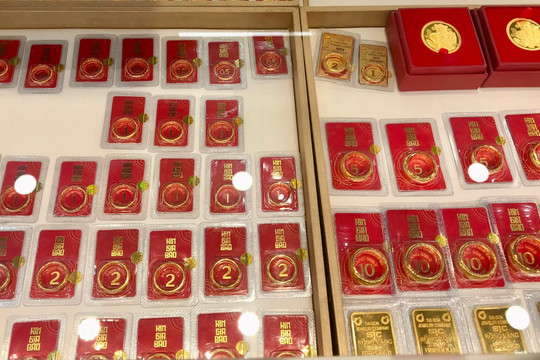 Giá vàng hôm nay (20/1): Giữ mốc 165 triệu đồng/lượng