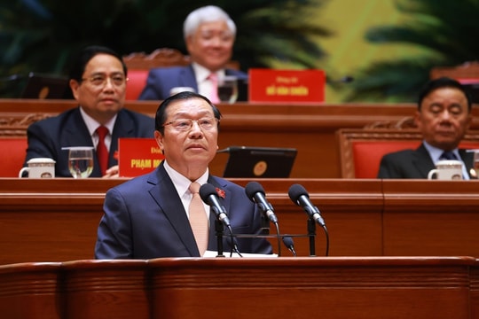 Công tác chính trị, tư tưởng phải "gắn chặt, thấm sâu" trong kỷ nguyên mới