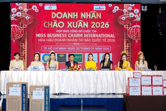 Tìm vẻ đẹp tinh hoa giữa xứ sở hoa anh đào