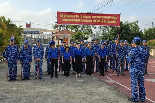 Tuổi trẻ Hải đoàn 42 sôi nổi ngày “Thanh niên cùng hành động”