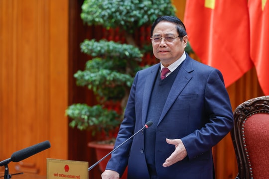 Thủ tướng: Triển khai Nghị quyết Đại hội XIV của Đảng ngay từ những ngày đầu, tuần đầu, tháng đầu