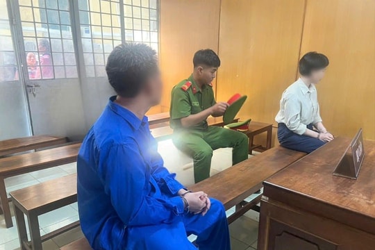 Đâm “chồng hờ” tử vong khi phát hiện nhắn tin cho phụ nữ khác