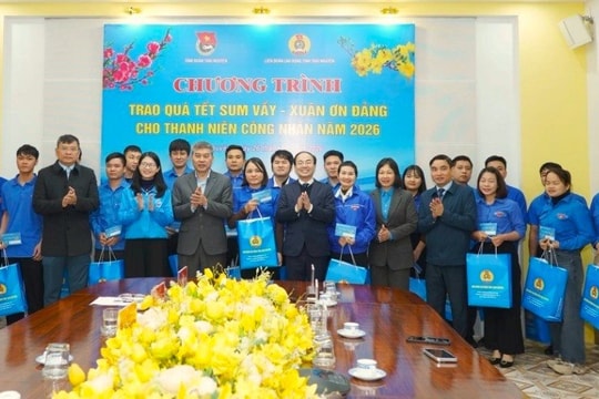 Lãnh đạo tỉnh Thái Nguyên thăm, động viên người lao động dịp Tết