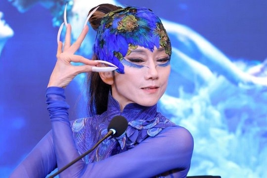 Nghệ sĩ múa Dương Lệ Bình mang vũ kịch "Khổng tước" đến Hà Nội