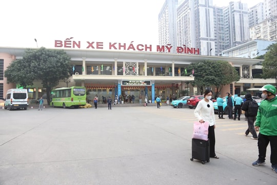 Hà Nội tăng cường 2.450 xe tại các bến xe phục vụ dịp Tết