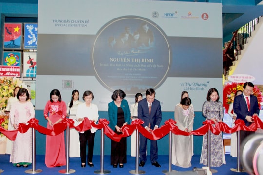 Trưng bày chuyên đề Nguyễn Thị Bình: Biểu tượng tiêu biểu của nền ngoại giao Việt Nam