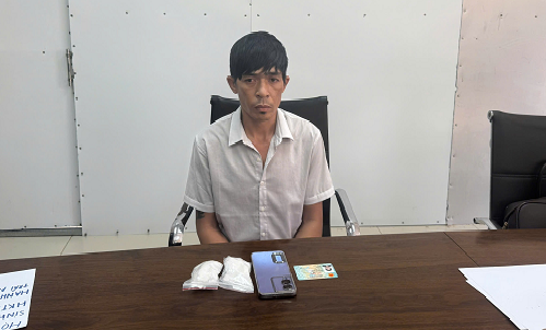 Bắt quả tang đối tượng vận chuyển trái phép chất ma túy