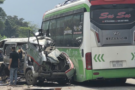 Tai nạn giao thông trên Quốc lộ 9 làm 2 người tử vong
