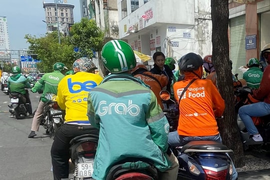 Quy mô thị trường giao đồ ăn trực tuyến Việt Nam đạt 2,1 tỷ USD