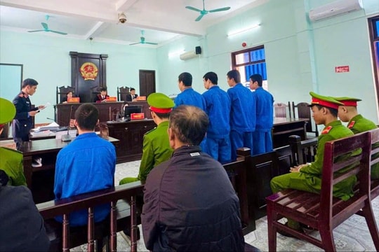 29 năm tù cho 4 bị cáo tổ chức sử dụng “hàng trắng”