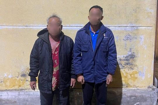 Bắt giữ hai đối tượng có hành vi tàng trữ vũ khí quân dụng