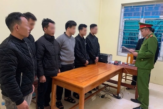 Chê phục vụ thiếu nhiệt tình, nhóm thanh niên và chủ quán karaoke hỗn chiến