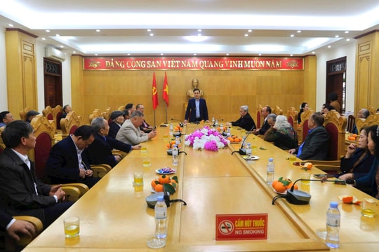 TAND tỉnh Quảng Ninh gặp mặt cán bộ hưu trí dịp Tết Bính Ngọ 2026