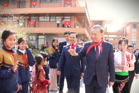 Tổng Bí thư Tô Lâm dự Lễ khánh thành Trường nội trú liên cấp Tiểu học - THCS Si Pa Phìn