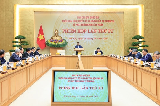 Thủ tướng chủ trì phiên họp lần thứ 4 Ban Chỉ đạo về phát triển kinh tế tư nhân