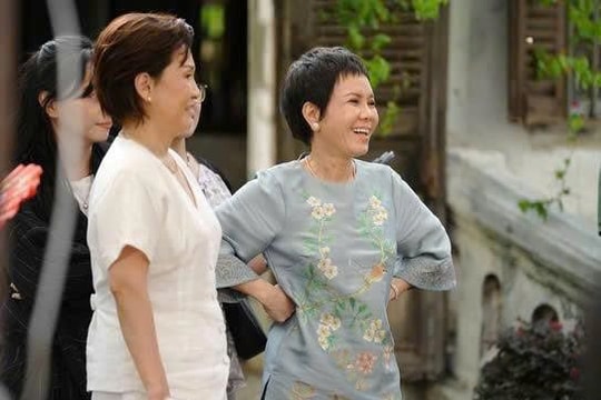 Nghệ sĩ Việt Hương tiến hành các thủ tục pháp lý vì cho rằng bị "bôi nhọ” trên không gian mạng