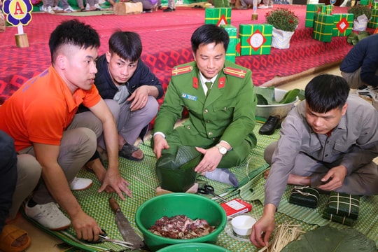 Khi tình thân 'nâng bước' hoàn lương