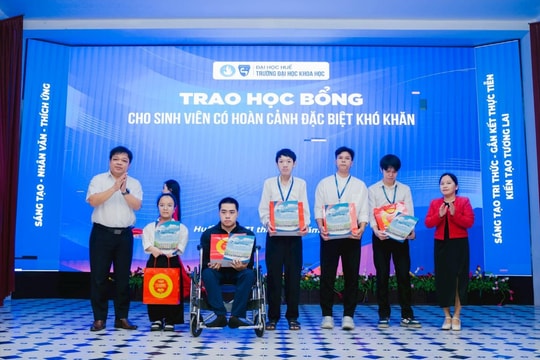 Hơn 130 suất hỗ trợ giúp sinh viên Huế đón Tết