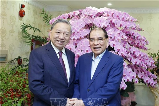 Tổng Bí thư Tô Lâm thăm, chúc Tết nguyên Tổng Bí thư Nông Đức Mạnh