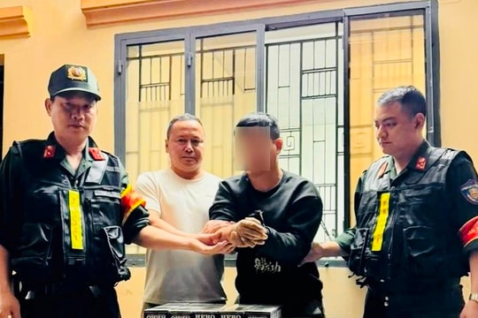 Cảnh sát cơ động truy bắt đối tượng vận chuyển gần 1.500 bao thuốc lá lậu