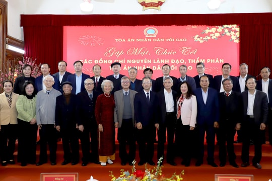 Tòa án nhân dân tối cao gặp mặt, chúc Tết các đồng chí nguyên lãnh đạo qua các thời kỳ