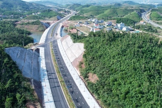 Quảng Ninh thúc đẩy cơ chế đột phá cho Đặc khu kinh tế Vân Đồn