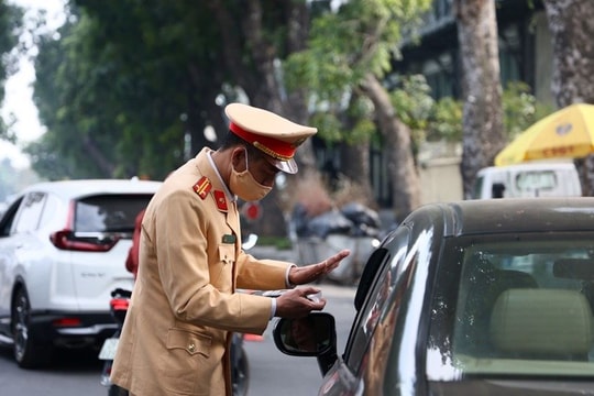 Xử lý vi phạm nồng độ cồn từ sáng ngày mùng 1 Tết Bính Ngọ